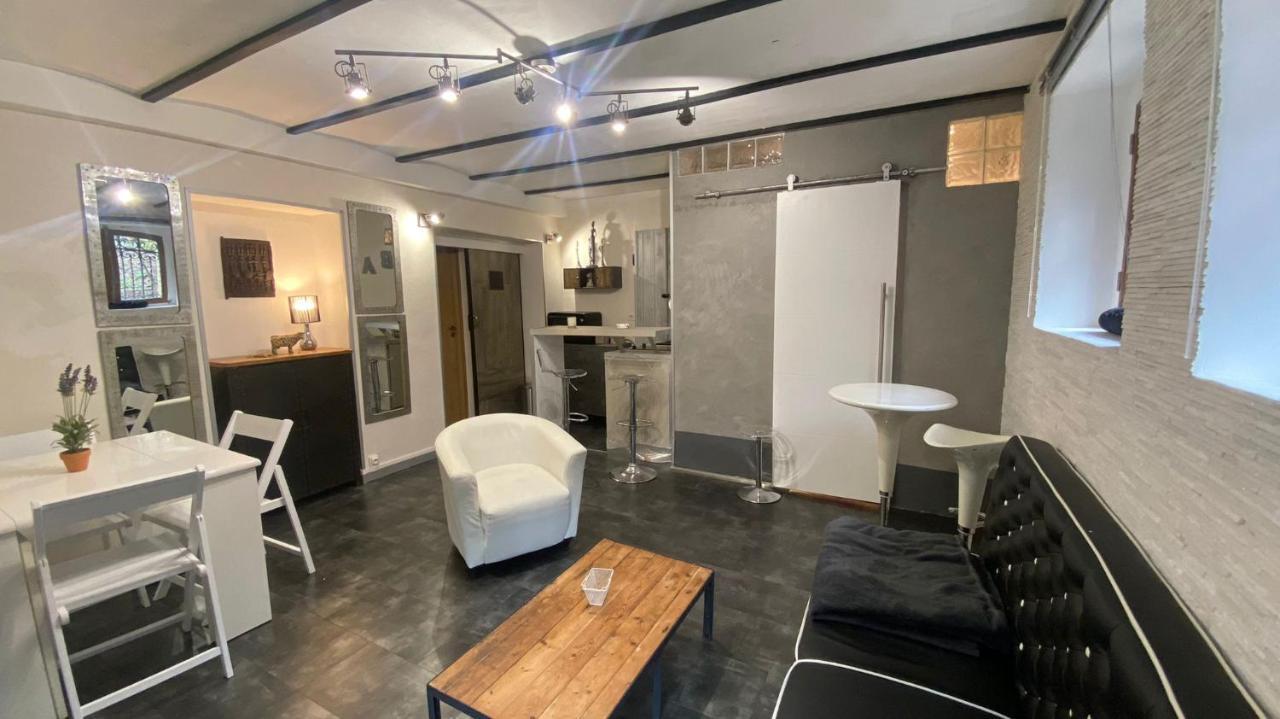 Appartement Sur Le Port, 105M Rez De Jardin Avec Parc Privatif แซ็ง-วาเลรี-อ็อง-คู ภายนอก รูปภาพ